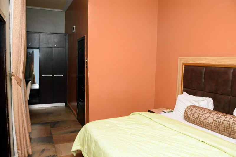 Hard Break Hotel Enugu Exterior foto
